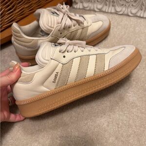 Adidas Originals Samba XLG unisex size men 7.5 women’s 8.5 beige cream